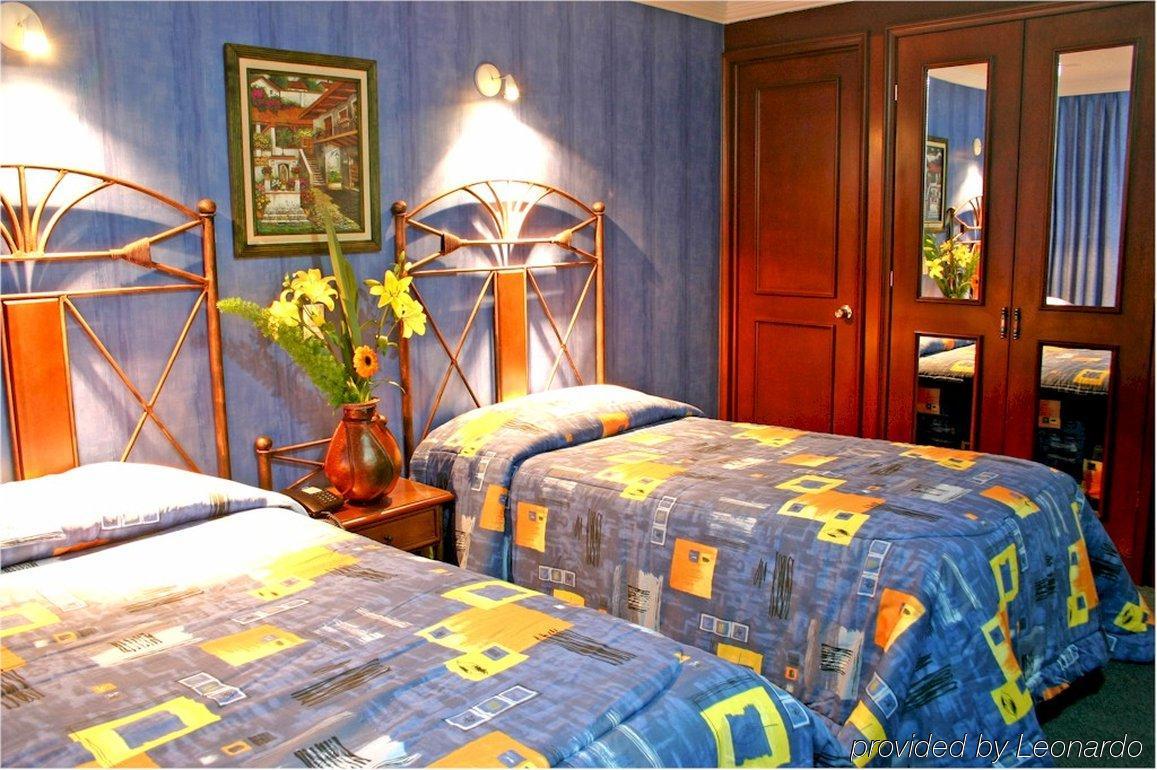 Hotel Ciros Pachuca Buitenkant foto